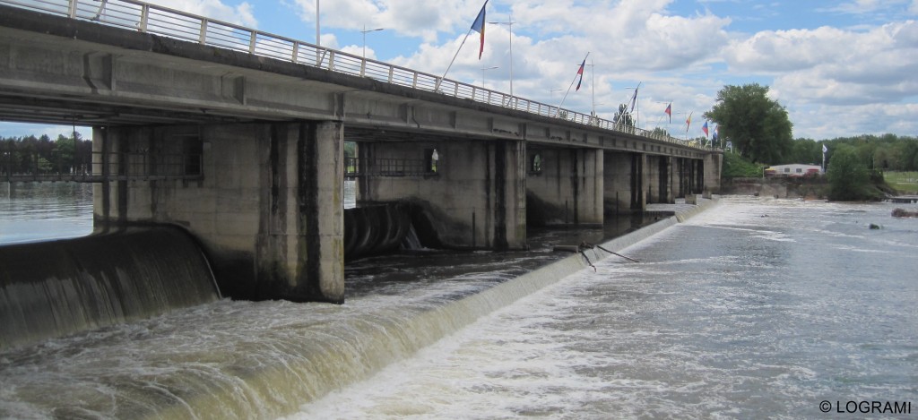 Pont barrage de Vichy